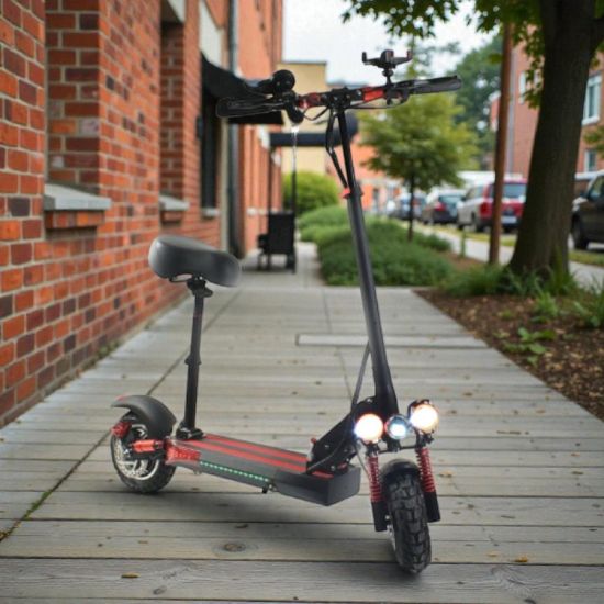 صورة سكوتر كهربائي بمقعد بتقنيات متطورة